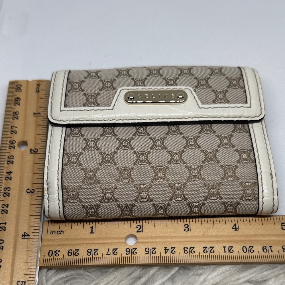 CELINE Monogram Multifunction Compact Wallet - Picture 15 of 16